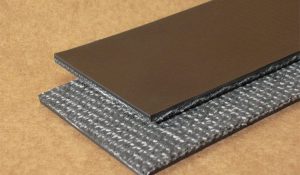 package-conveyor-belt