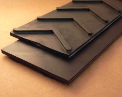 Cleated Incline Belt